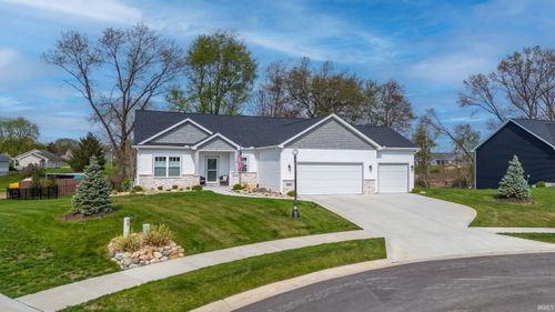 2867 E Lake Tahoe Trl, Warsaw, IN, 46582-8219 | Card Image