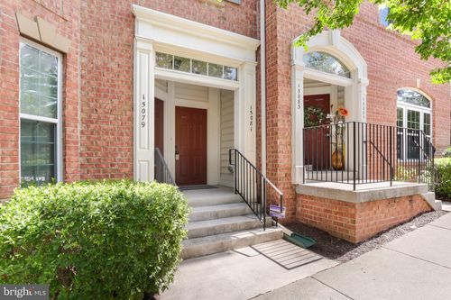 15081 Leicestershire St, WOODBRIDGE, VA, 22191-6556 | Card Image