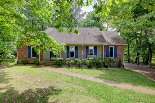 1420 E Rhett Butler Rd, Clarksville, TN, 37042-8520 | Card Image