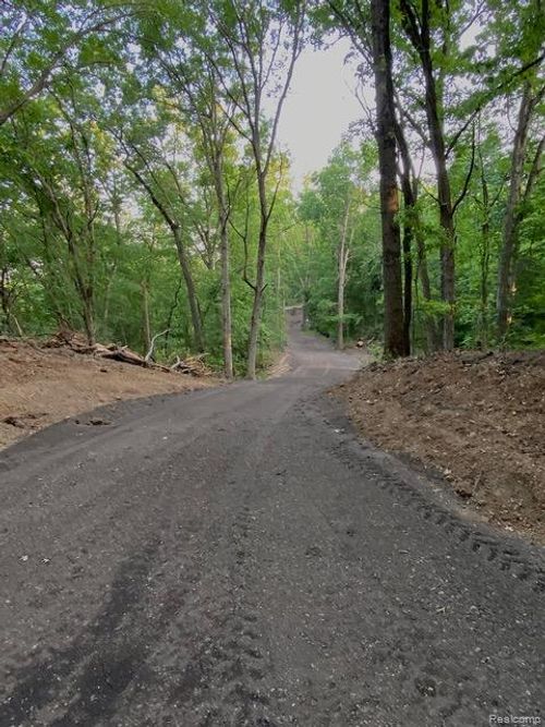 0000 Silverbell Rd, Rochester, MI, 48306 | Card Image