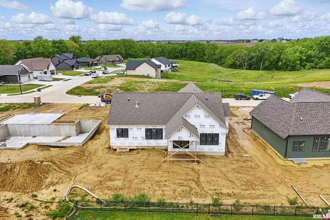 7131 Alvie Ln, House other with 5 bedrooms, 4 bathrooms and null parking in Bettendorf IA | Image 10