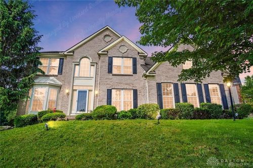 2435 Forest Oaks Dr, Beavercreek, OH, 45431-8558 | Card Image