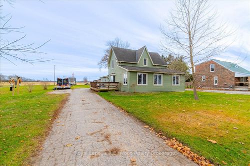 {{alt}} | Card Image