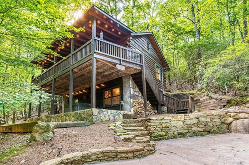 341 Valley View Rd, Ellijay, GA, 30536-2664 | Card Image