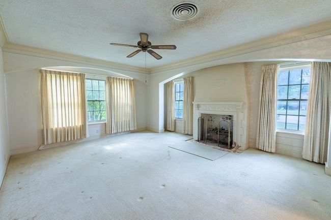 1001 W Walnut St, House other with 3 bedrooms, 3 bathrooms and 4 parking in Coleman TX | Image 7