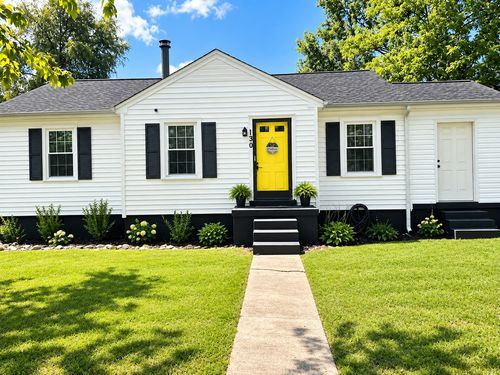 130 Anderson Dr, Tullahoma, TN, 37388-2720 | Card Image
