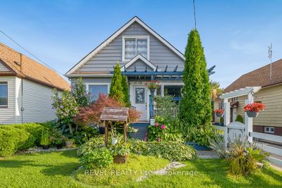 12 Eastbourne Ave, House other with 2 bedrooms, 3 bathrooms and 2 parking in Saint Catharines ON | Image 1