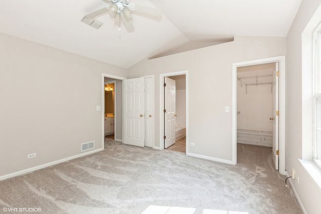 2361 Autumn Grove Cir, House other with 3 bedrooms, 3 bathrooms and 2 parking in Aurora IL | Image 9
