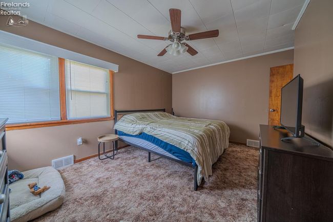 515 Jackson St, House other with 3 bedrooms, 2 bathrooms and 2 parking in Tiffin OH | Image 7