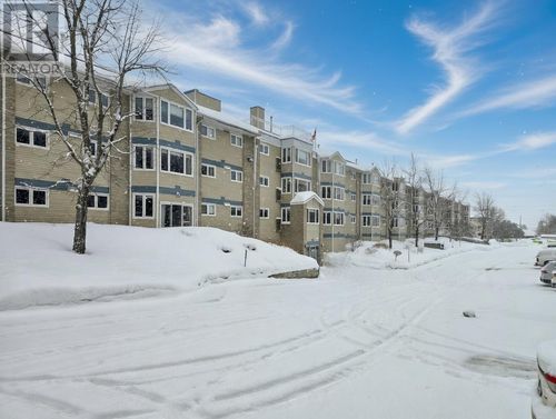 500 Toledo St, Thunder Bay, ON, P7A8A6 | Card Image