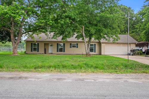 31 D Plummer Rd, Lonoke, AR, 72086-8846 | Card Image