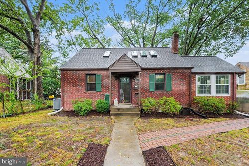6711 Conway Ave, TAKOMA PARK, MD, 20912-4830 | Card Image