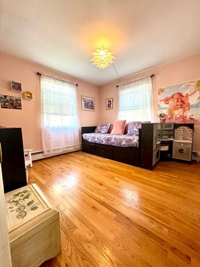 88 Baldwin St, House other with 3 bedrooms, 2 bathrooms and 4 parking in Fall River MA | Image 25