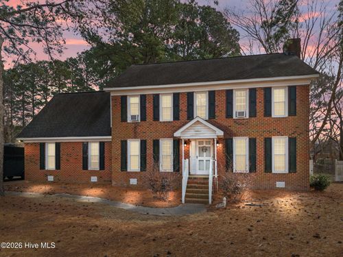 112 Knight Dr, Winterville, NC, 28590-9424 | Card Image