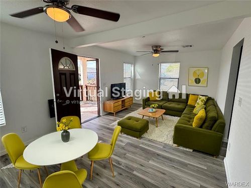121 Walnut St, Kingman, AZ, 86401-5638 | Card Image