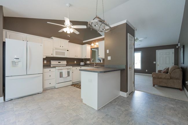 14 Saint Thomas Ct, House other with 4 bedrooms, 3 bathrooms and null parking in Greer SC | Image 7