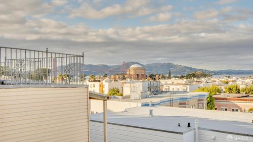 2612 Greenwich Street, San Francisco, CA, 94123 | Card Image