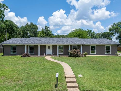 105 Tulip St, White Oak, TX, 75693-1733 | Card Image
