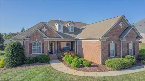 116 Kreeger Ct, King, NC, 27021-9327 | Card Image