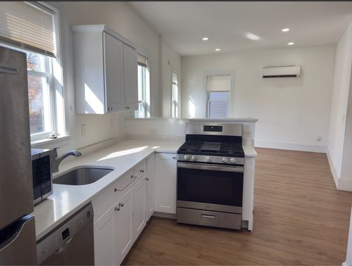 2-112 South St, Boston, MA, 02130-3814 | Card Image