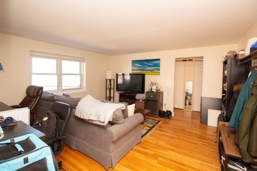 apt-4-95 Chestnut St, Brookline, MA, 02445-7530 | Card Image