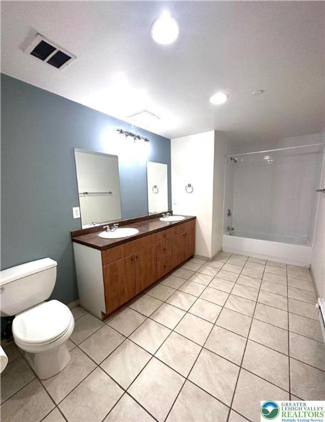APT-4B - 128 N 8 Th St, Condo with 1 bedrooms, 2 bathrooms and null parking in Allentown PA | Image 6