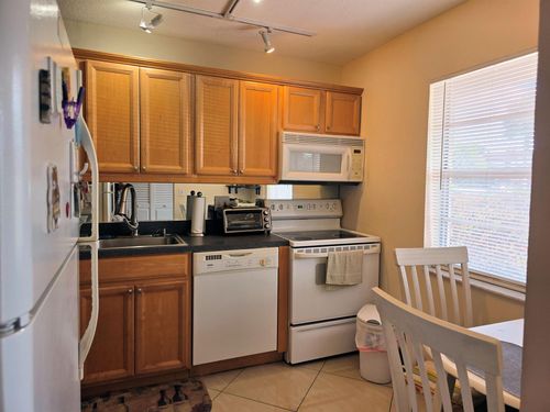 apt-103-3 Abbey Ln, Delray Beach, FL, 33446-1659 | Card Image