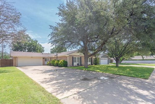 2602 Spartan Dr, Midland, TX, 79705-6250 | Card Image