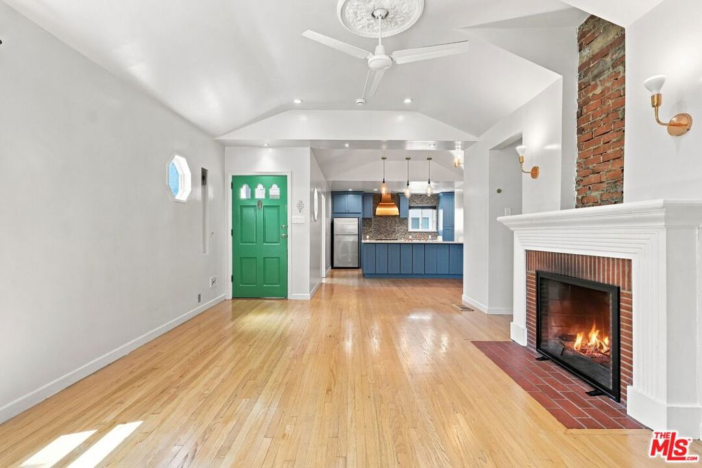 Residential Lease in Los Angeles 5