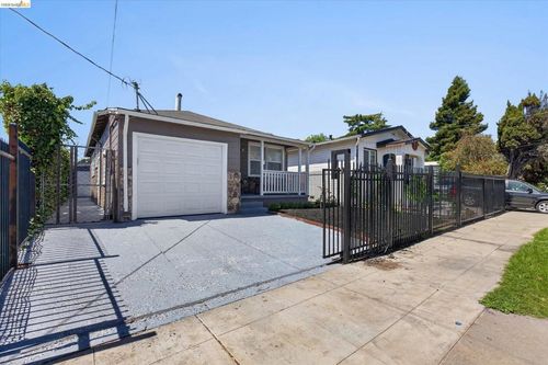 1137 Seminary Ave, Oakland, CA, 94621-3947 | Card Image