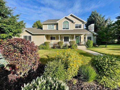 243 Eastridge Ln, Logan, UT, 84321-4999 | Card Image