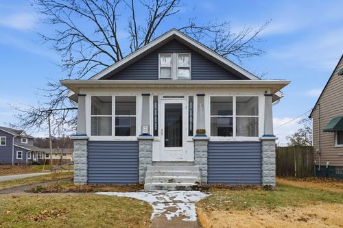 1901 W 16th St, Davenport, IA, 52804-3512 | Card Image