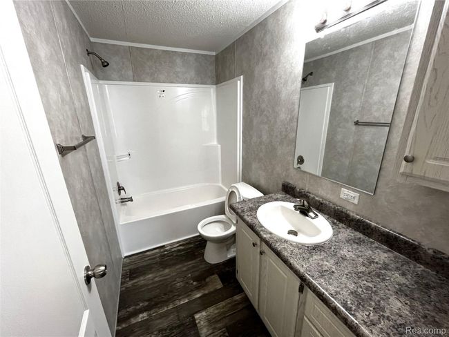 2nd bath | Image 12