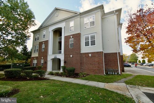 unit-204-42481 Rockrose Sq, BRAMBLETON, VA, 20148-4817 | Card Image