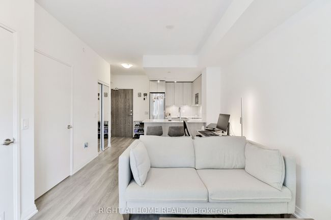 832 - 99 Eagle Rock Way, Condo with 1 bedrooms, 1 bathrooms and null parking in Maple ON | Image 15