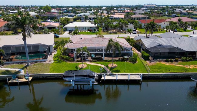 925 Don Juan Ct, House other with 3 bedrooms, 2 bathrooms and null parking in PUNTA GORDA FL | Image 4