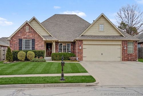 14559 Justin Ave, Glenpool, OK, 74033-4427 | Card Image