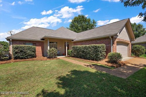 102 Eastland Cv, Canton, MS, 39046-6006 | Card Image