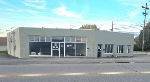 4025 Pine Ave, Erie, PA, 16504-2331 | Card Image