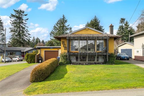 353 Aitken St, Comox, BC, V9M1K8 | Card Image