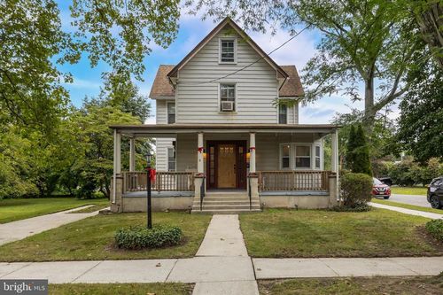 725 Cinnaminson St, Riverton, NJ, 08077-1728 | Card Image