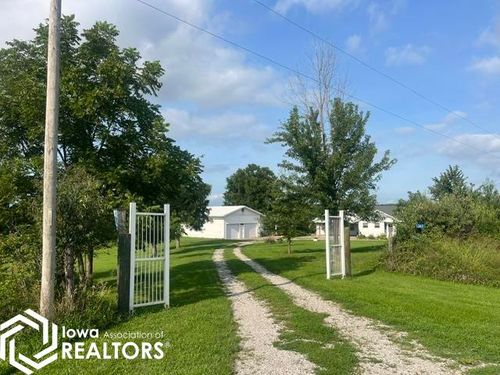 2361 Dakota Ave, Mount Pleasant, IA, 52641-8323 | Card Image