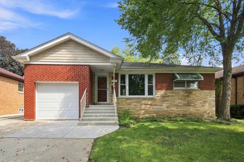 7707 N Nora Ave, Niles, IL, 60714-4718 | Card Image