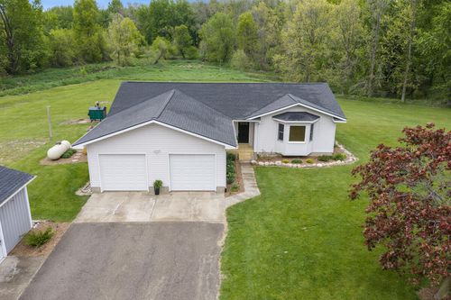 2173 130th Ave, Hopkins, MI, 49328-9734 | Card Image