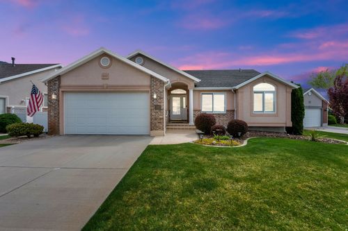 543 E 2300 N, North Ogden, UT, 84414-2826 | Card Image