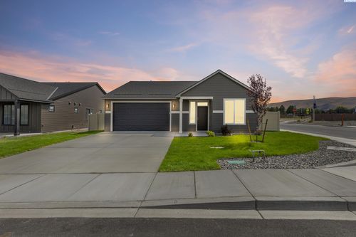 1417 Jenna Ave, Benton City, WA, 99320 | Card Image