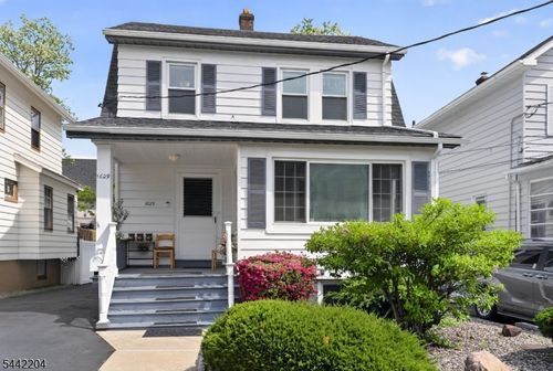 1629 May St, Union, NJ, 07083-4021 | Card Image