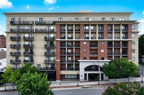 612-250 W Broad St, Athens, GA, 30601-4814 | Card Image