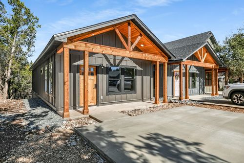 122 Shady Bluff Dr, Wimberley, TX, 78676-2242 | Card Image