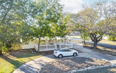 View of front facade with a porch | Image 1